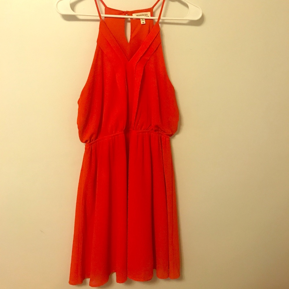Super cute Dress!! 👗